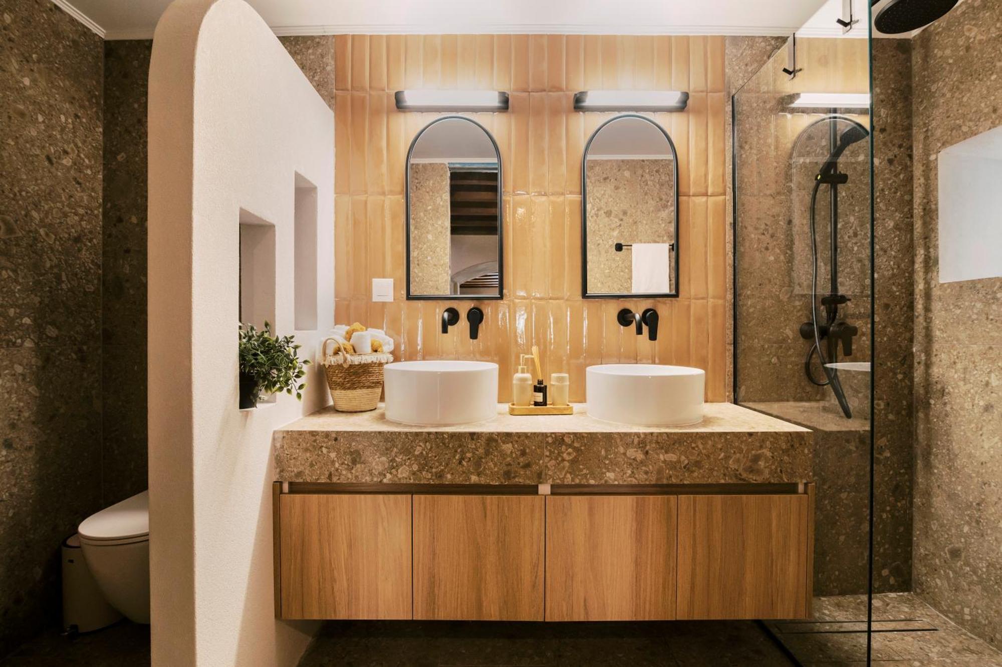 Rizes Traditional House Fanes  Luaran gambar